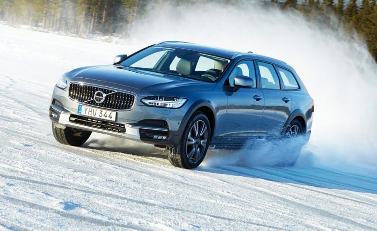 Volvo V90 Cross Country. De los inventores del crossover…