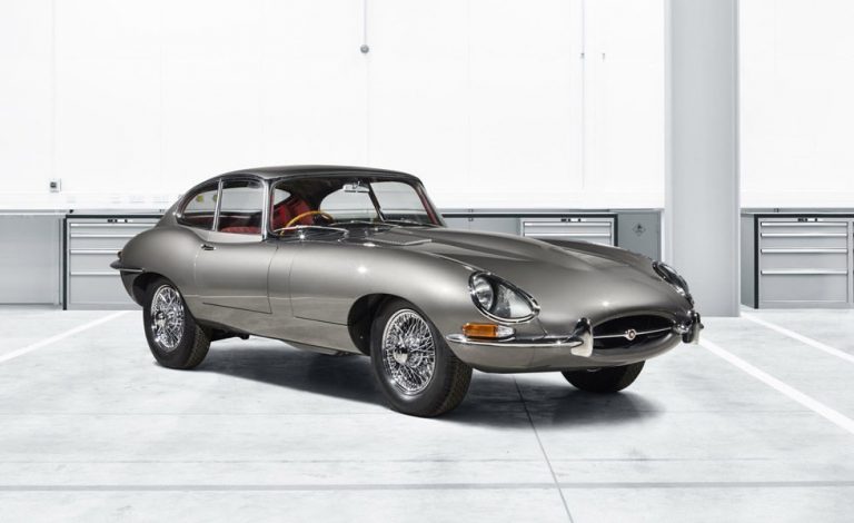 Jaguar E-Type Reborn. Obras de arte