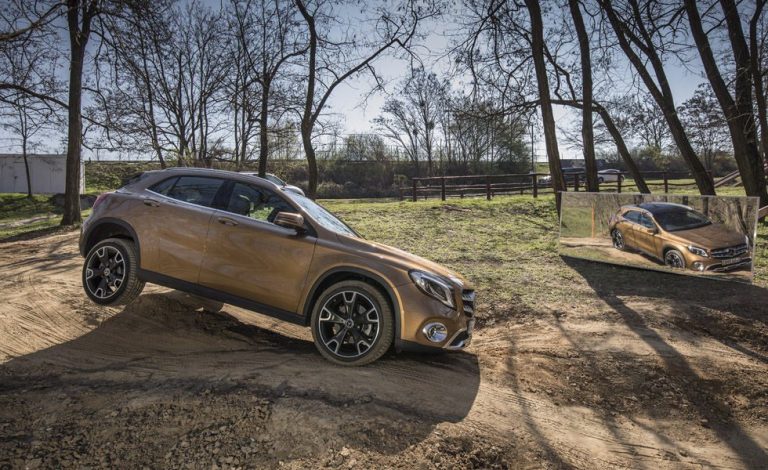 Mercedes GLA 2017. Se rearma