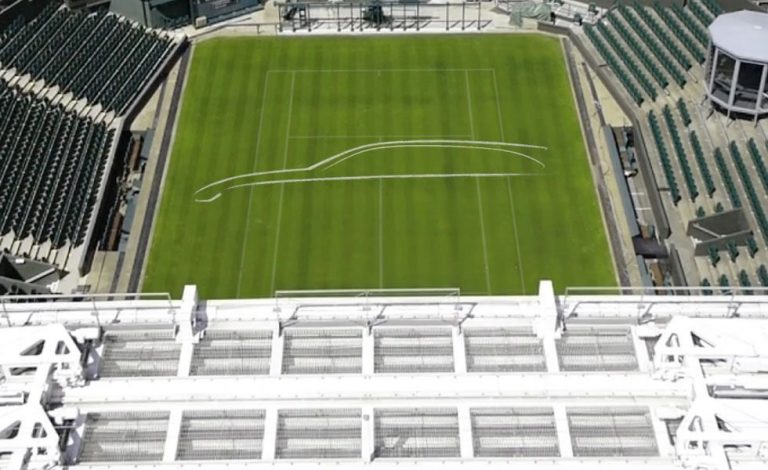 Jaguar XF Sportbrake. Nos lo adelantan sobre el césped