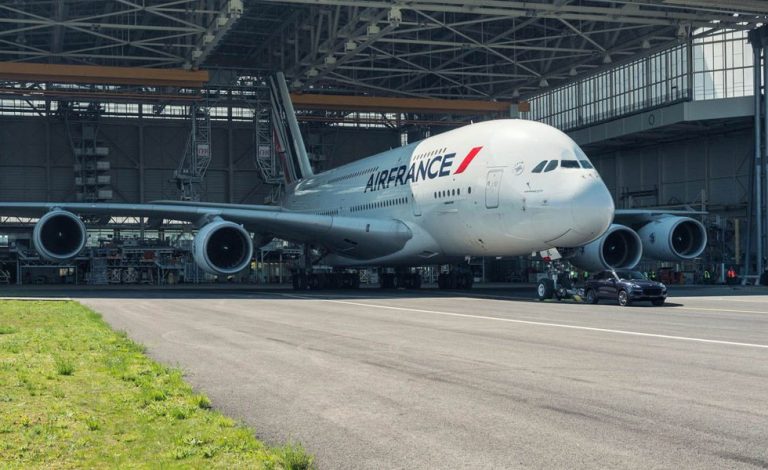 Porsche Cayenne. Capaz de remolcar un Airbus A380