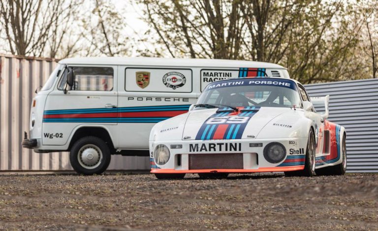 Porsche 935. Con una Volkswagen T2 a juego