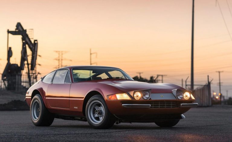 Ferrari 365 GTB/4. Este Daytona busca nuevo hogar