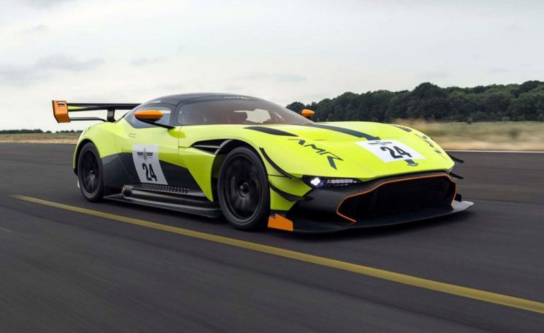 Aston Martin Vulcan AMR PRO. Desafía las leyes de la física