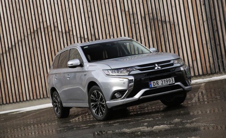 Mitsubishi Outlander PHEV. 13.500 euros de descuento aplicando el Plan Movea