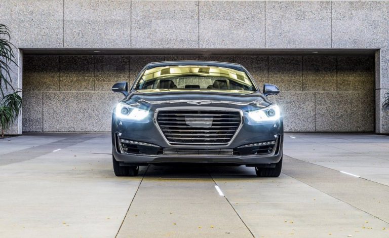 Genesis G90 2018. Actualizado tras sólo un año