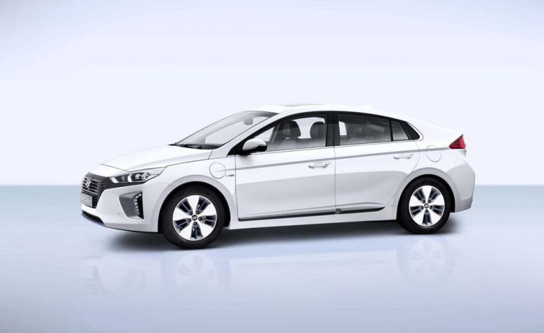 Ya hemos conducido el Hyundai IONIQ Plug-In Hybrid