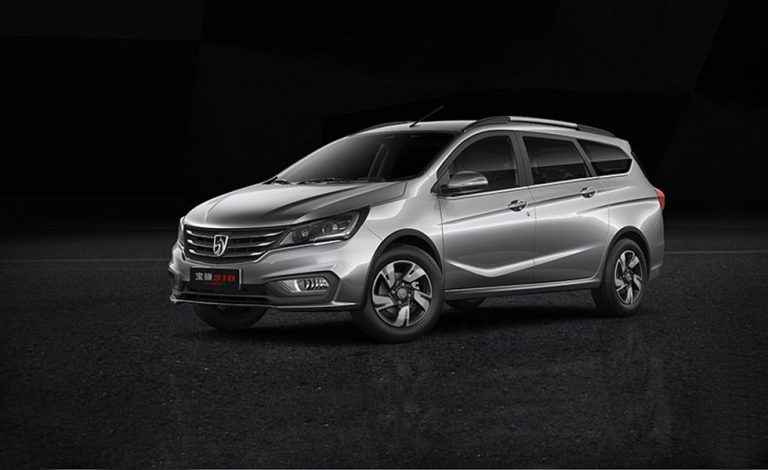 Este Baojun 310 Wagon es mucho más barato que un Dacia Sandero