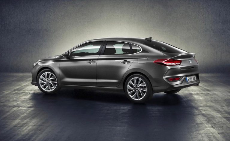 Hyundai i30 Fastback. El sucesor del Hyundai Elantra