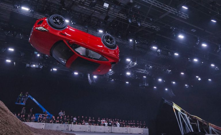 Jaguar E-Pace. El vuelo que ha valido un Récord Guinness