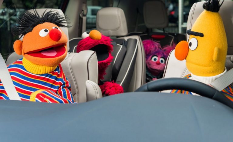 Chrysler Pacífica. Así viajan Epi y Blas