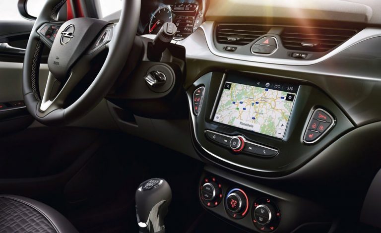 Navi 4.0 IntelliLink. Se añade a la gama del Corsa, Karl y Adam