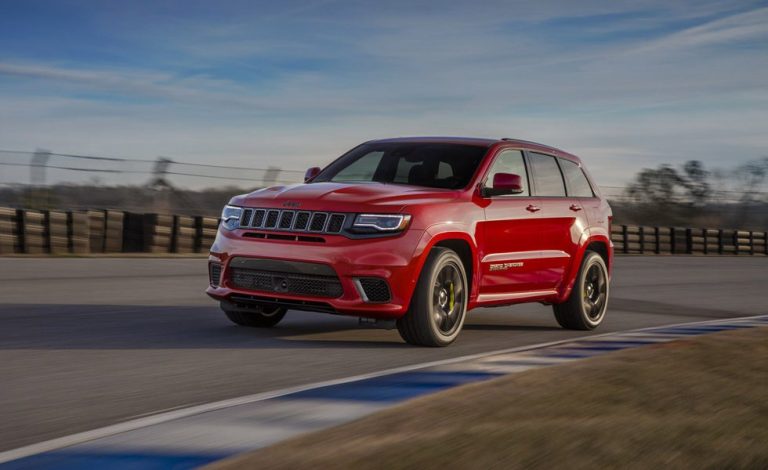 Cómprate tres Jeep Grand Cherokee Trackhawk por lo que vale un Cayenne Turbo S
