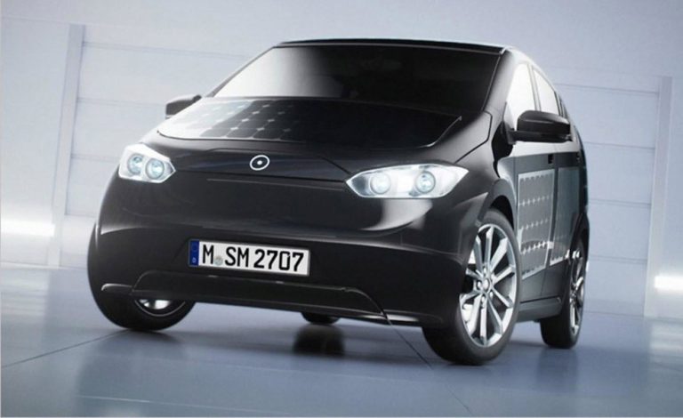 Se llama Sono Sion y es el primer eléctrico animado por energía solar