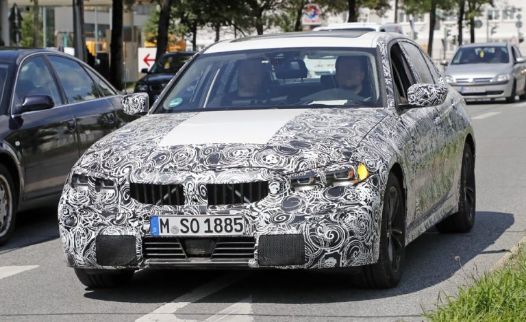 BMW Serie 3 2018. Nuevas ópticas antes de su llegada