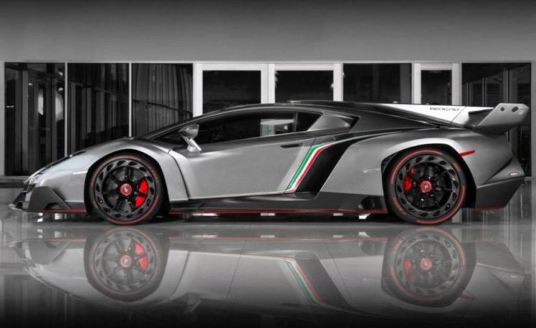 ¿Tienes 8 millones? Te puedes comprar este Lamborghini Veneno