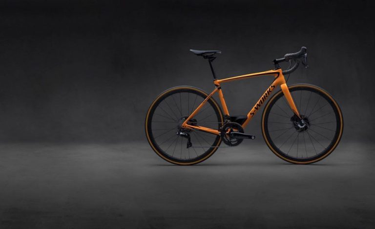 McLaren se pasa a las dos ruedas con esta S-Works Roubaix