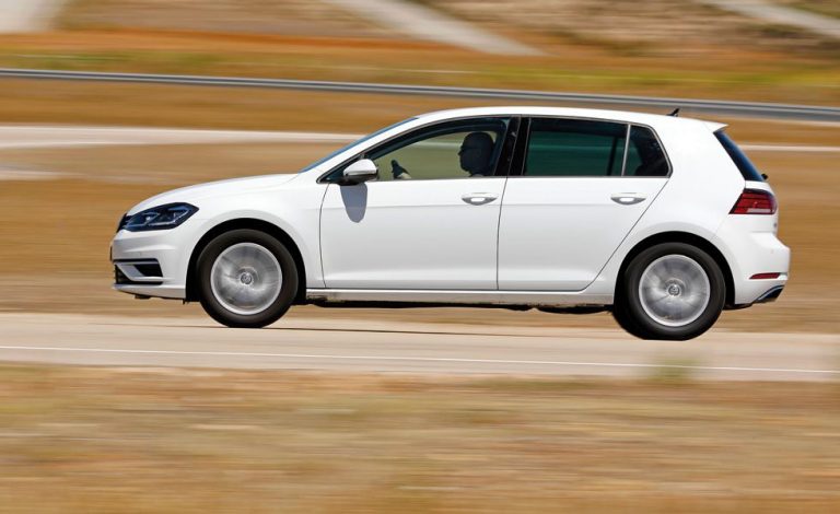 Volkswagen Golf 1.0 TSI 110 Advance 5p. Los pies en el suelo