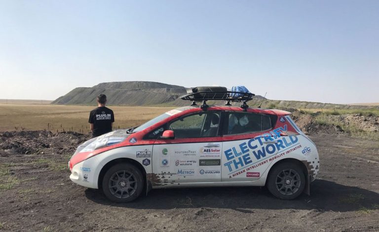 Nissan Leaf. Primer eléctrico que completa el Rally de Mongolia