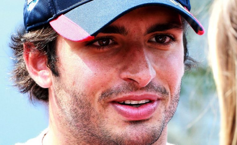 Carlos Sainz. Correrá con Renault en 2018