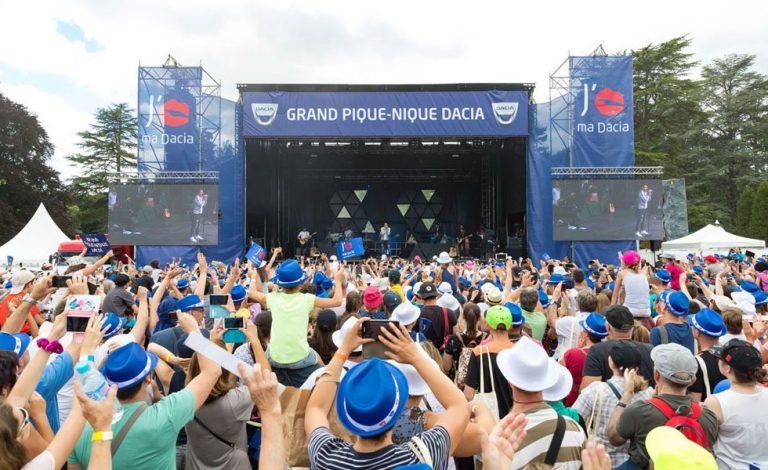 QuedaDacia. Gran cita de la marca en España