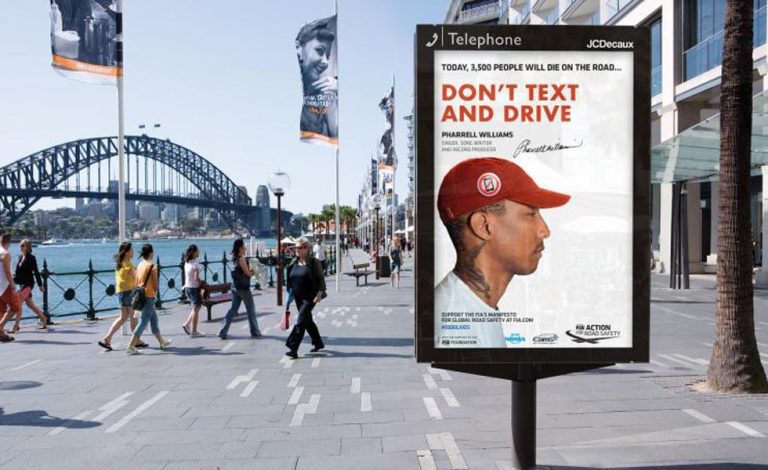 Nueva campaña de la FIA. #ParkYourPhone