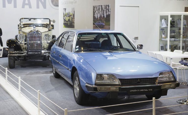 Citroën. Vende algunos coches históricos