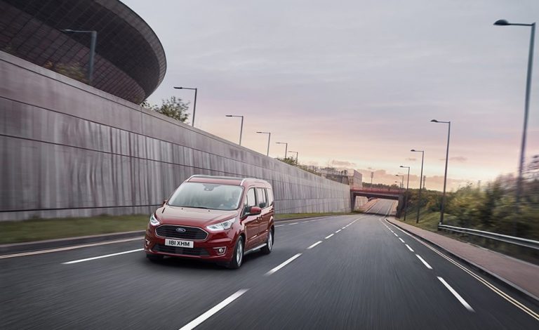 Ford. Nos presenta los nuevos Tourneo Connect y Courier 2018