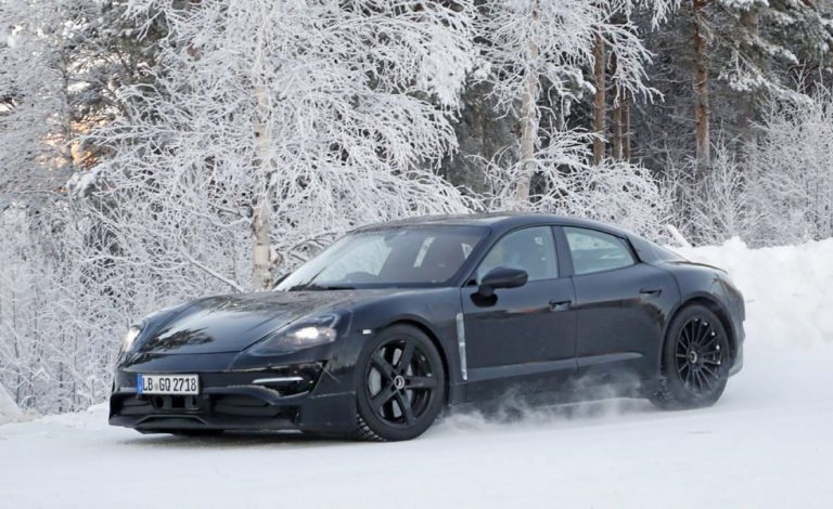 Porsche Mission E. Primeras pruebas en pleno invierno
