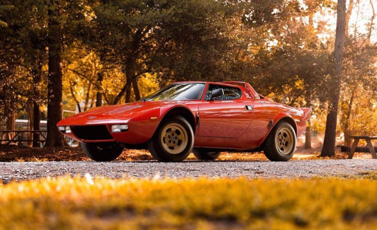 Lancia Stratos HF Stradale. Corre que va a volar