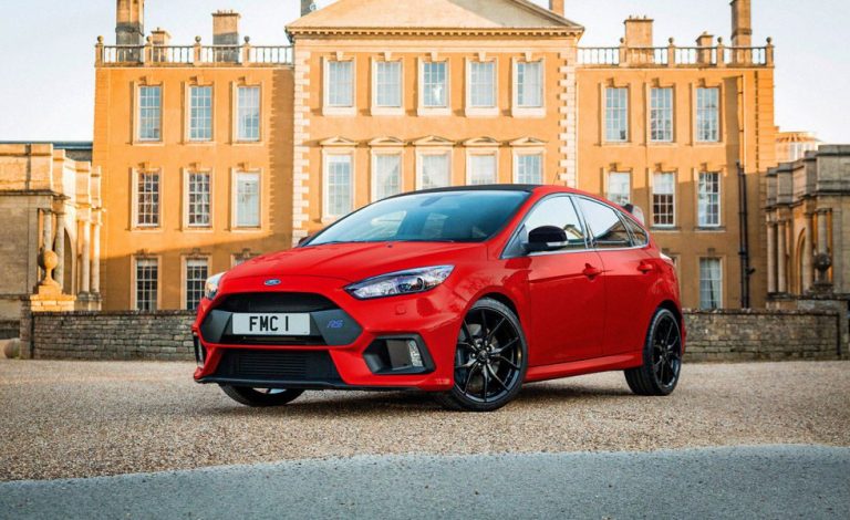 Ford Focus RS Race Red Edition. Celebra la navidad a todo tren