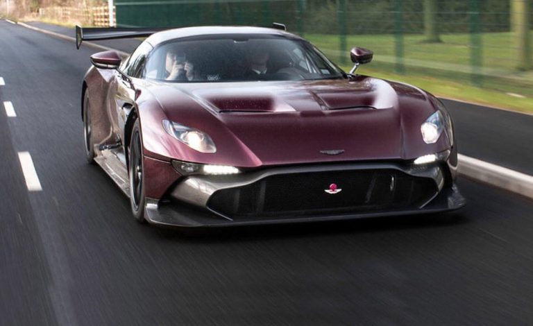 Aston Martin Vulcan. Ahora homologado para la calle