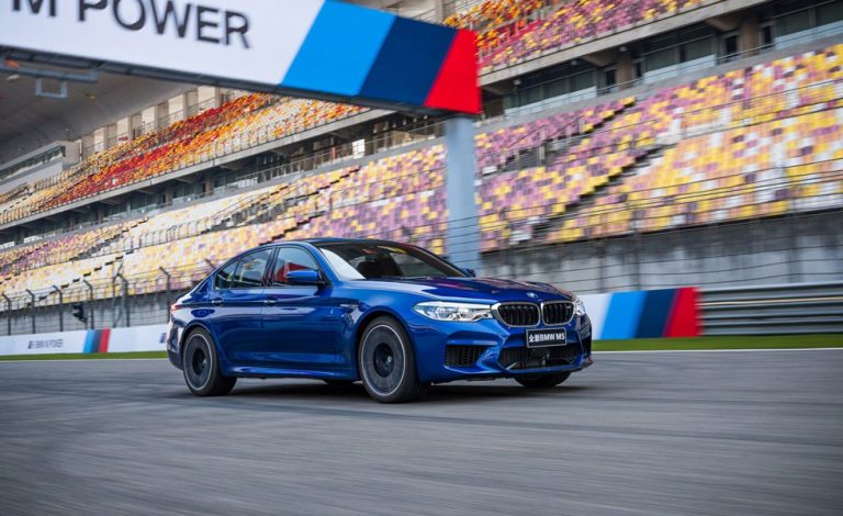 BMW M5. Nueva vuelta rápida… No a Nürburgring