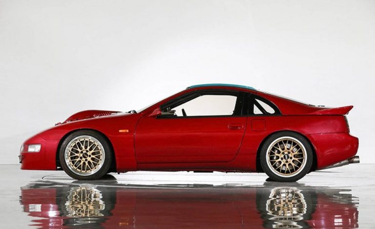 Jun Nissan 300ZX. Esta máquina alcanzó 421,536 km/h