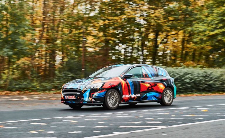 Ford Focus 2018. Felicita la Navidad
