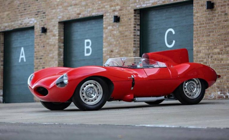 Jaguar D-Type. Si lo quieres prepara diez millones
