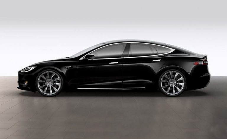 Tesla Model S. Estrena llantas de 21 pulgadas