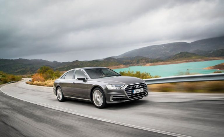 Conducimos el Audi A8 50d. La alfombra mágica