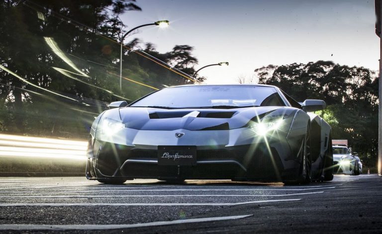 Liberty Walk Lamborghini Aventador. Con una nueva armadura