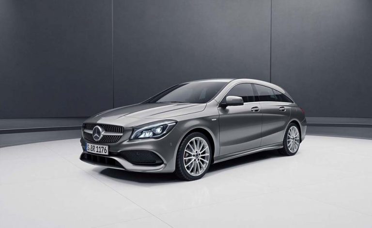 Mercedes. Estrena las versiones Night Edition