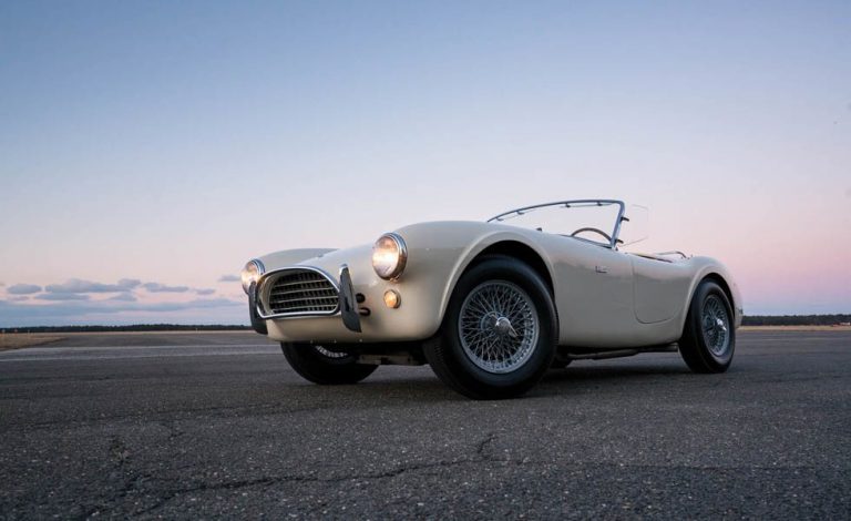 Ford Shelby Cobra 289. Podría superar el millón de dólares