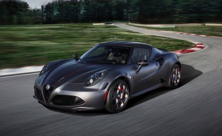 Alfa Romeo 4C Competizione e Italia. Nuevas ediciones especiales en Ginebra