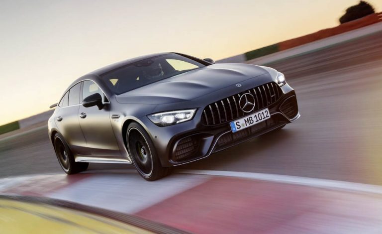 Mercedes-AMG GT 4. Máximas sensaciones para cuatro… o cinco