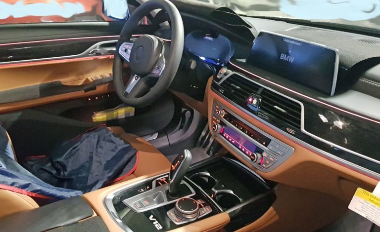 BMW Serie 7 2019. Ya lo puedes ver por dentro