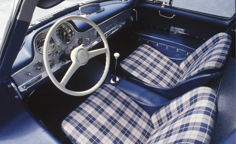 Mercedes-Benz vuelve a ofrecer el tapizado de los 300 SL