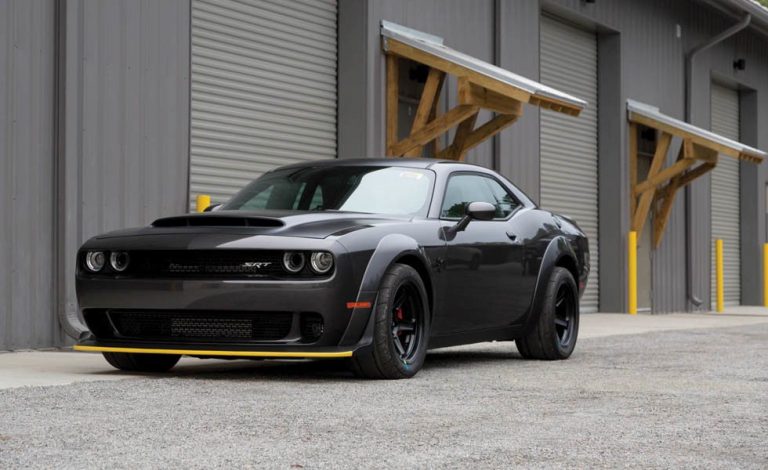 Salen a subasta dos impresionantes Dodge Challenger SRT Hellcat Demon