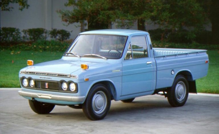 Toyota Hilux. El rey de los pick-up cumple 50 años de vida