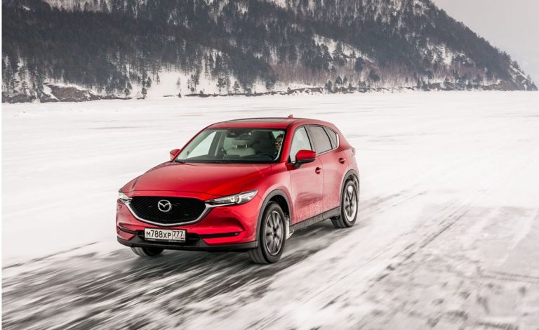 Mazda CX-5: primero en cruzar el lago Baikal, el más grande del mundo