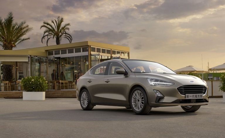 Este es el Ford Focus Sedán 2018