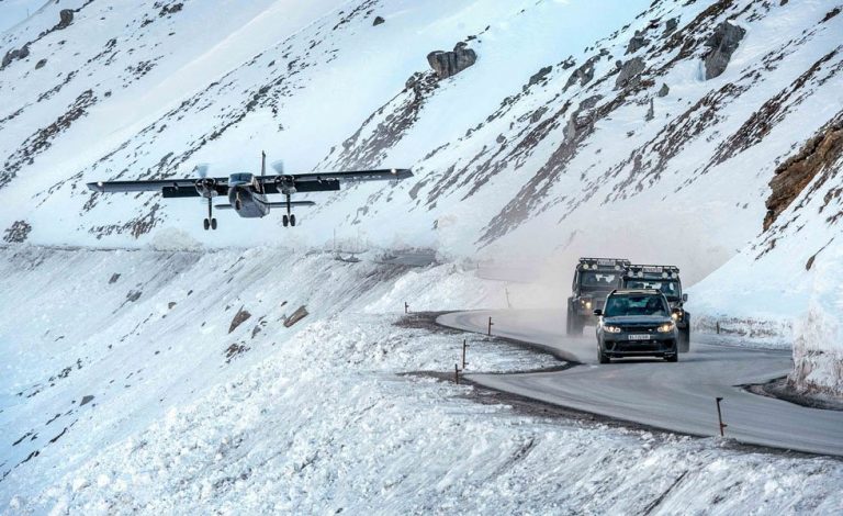 Nueva misión para James Bond y Jaguar-Land Rover